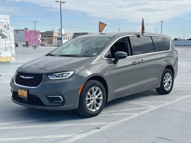 2023 Chrysler Pacifica Touring L AWD
