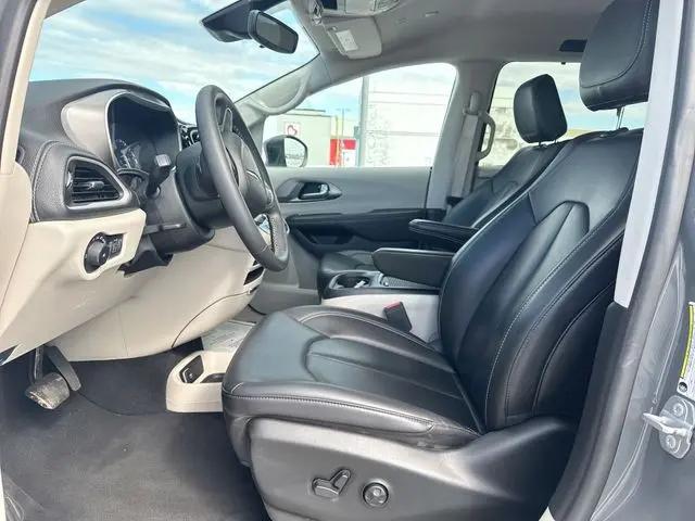 2023 Chrysler Pacifica Touring L AWD