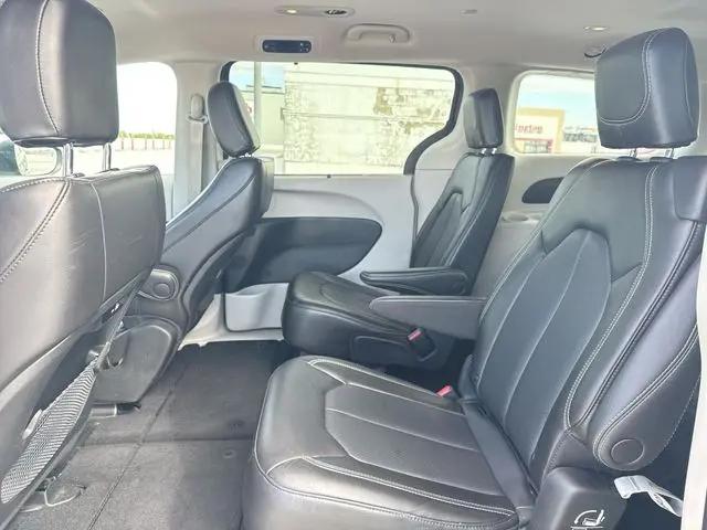 2023 Chrysler Pacifica Touring L AWD