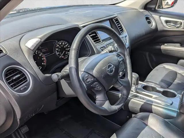 2020 Nissan Pathfinder SL 2WD
