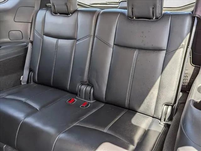 2020 Nissan Pathfinder SL 2WD