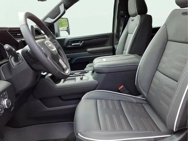 2026 GMC Sierra 2500HD Crew Cab, Standard Bed, AT4X, 4WD