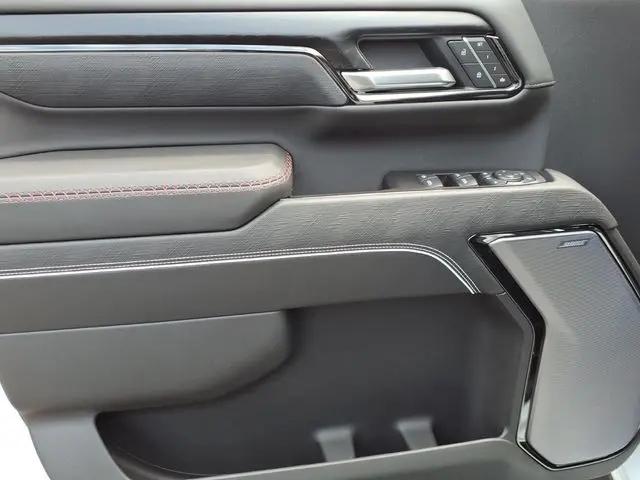 2026 GMC Sierra 2500HD Crew Cab, Standard Bed, AT4X, 4WD