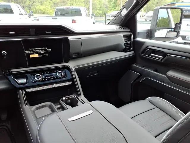 2026 GMC Sierra 2500HD Crew Cab, Standard Bed, AT4X, 4WD