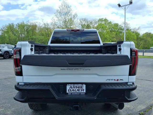 2026 GMC Sierra 2500HD Crew Cab, Standard Bed, AT4X, 4WD