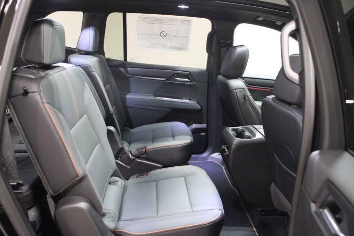 2026 GMC Acadia AT4 AWD