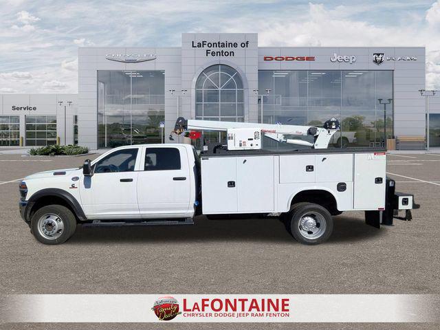 2026 RAM 5500 Chassis RAM 5500 TRADESMAN CHASSIS CREW CAB 4X4 84 CA