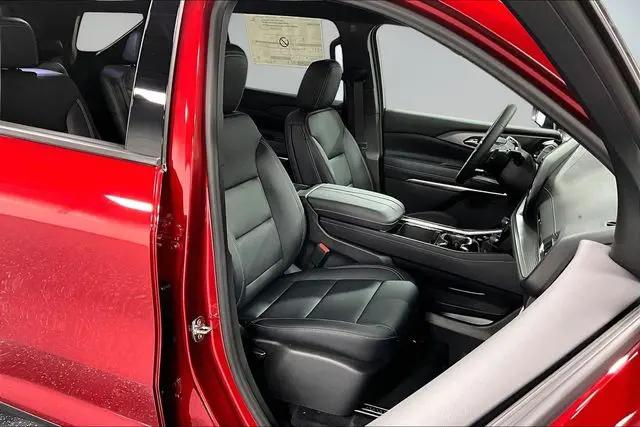 2026 Chevrolet Traverse AWD LT