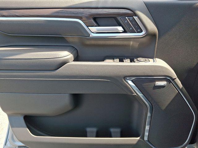 2026 GMC Sierra 2500HD Crew Cab, Standard Bed, SLT, 4WD
