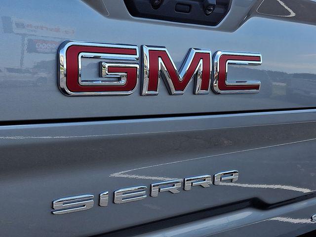 2026 GMC Sierra 2500HD Crew Cab, Standard Bed, SLT, 4WD