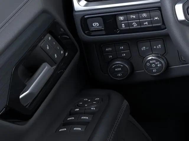 2026 GMC Yukon 4WD Denali