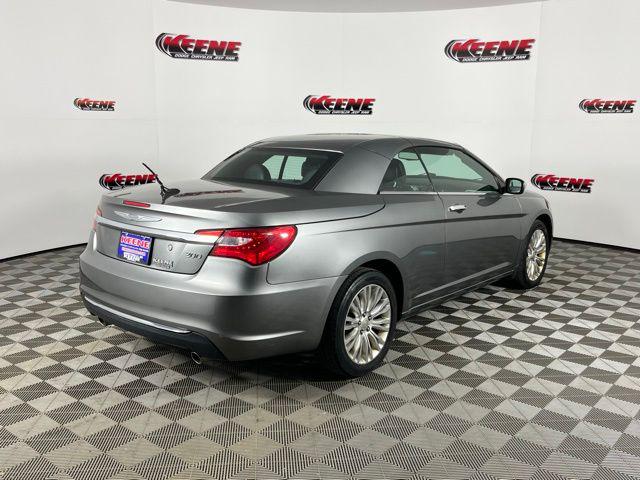2013 Chrysler 200 Limited