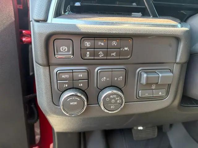 2026 Chevrolet Tahoe 4WD Premier