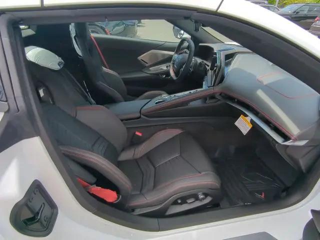 2026 Chevrolet Corvette Stingray Convertible, 2LT, RWD
