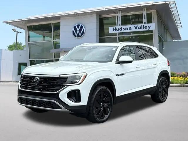 2025 Volkswagen Atlas Cross Sport 2.0T SE w/Technology for sale in Wappingers Falls, NY