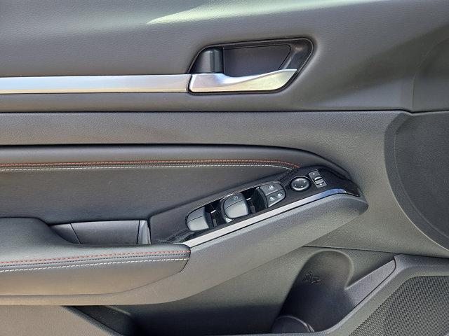 2023 Nissan Altima SR Intelligent AWD