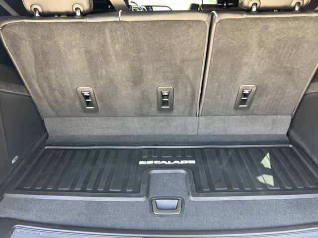 2021 Cadillac Escalade 4WD Sport