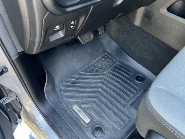 2019 Ram 1500 Big Horn/Lone Star Crew Cab 4x4 57 Box