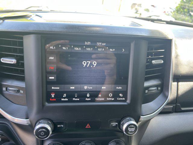 2019 Ram 1500 Big Horn/Lone Star Crew Cab 4x4 57 Box