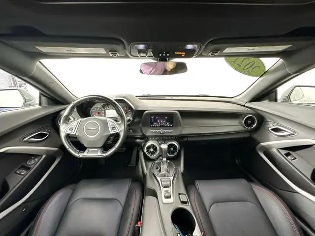 2021 Chevrolet Camaro RWD Coupe LT1