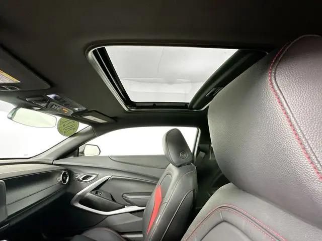 2021 Chevrolet Camaro RWD Coupe LT1