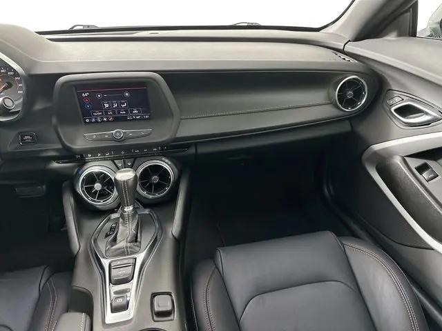2021 Chevrolet Camaro RWD Coupe LT1