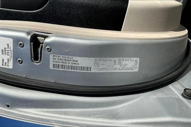 2024 Chrysler Pacifica Touring L