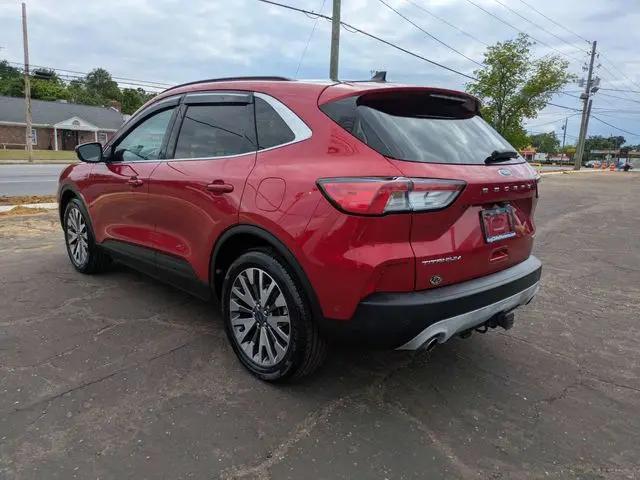 2020 Ford Escape Titanium
