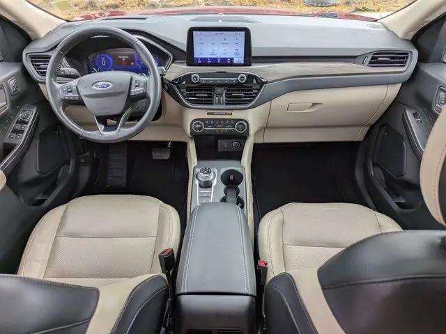 2020 Ford Escape Titanium