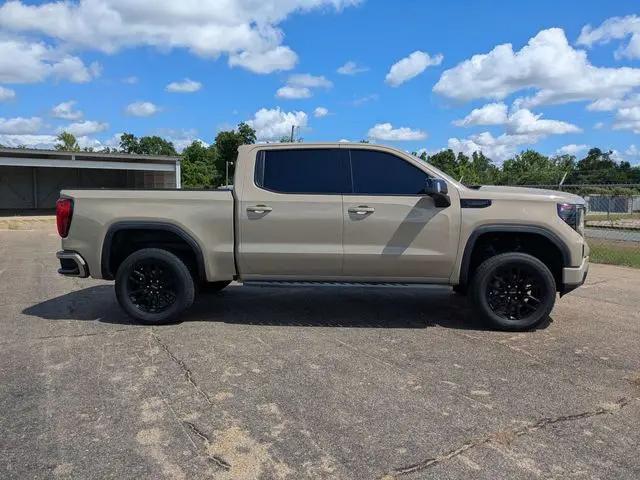 2022 GMC Sierra 1500 4WD Crew Cab Short Box Elevation