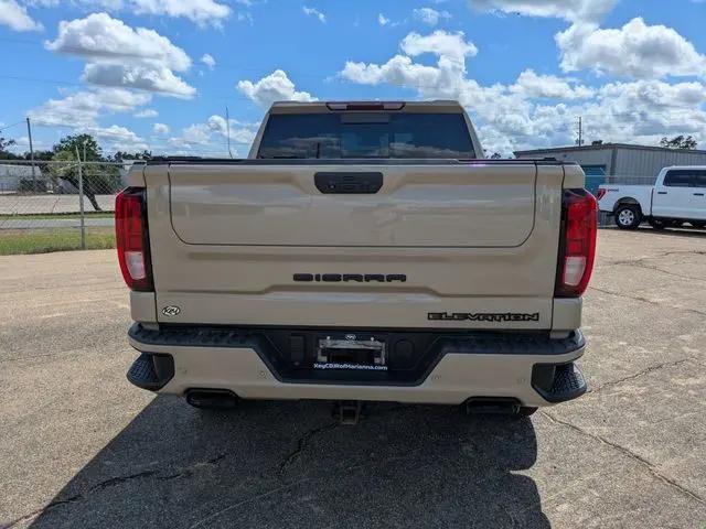 2022 GMC Sierra 1500 4WD Crew Cab Short Box Elevation
