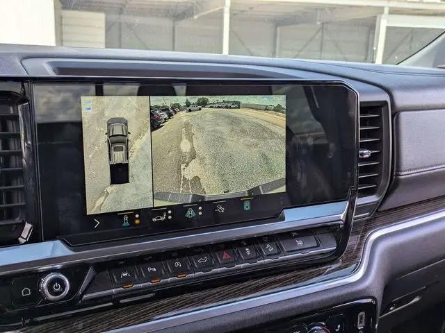 2022 GMC Sierra 1500 4WD Crew Cab Short Box Elevation