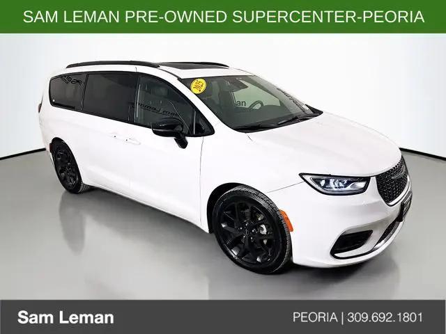 2025 Chrysler Pacifica Limited for sale in Peoria, IL