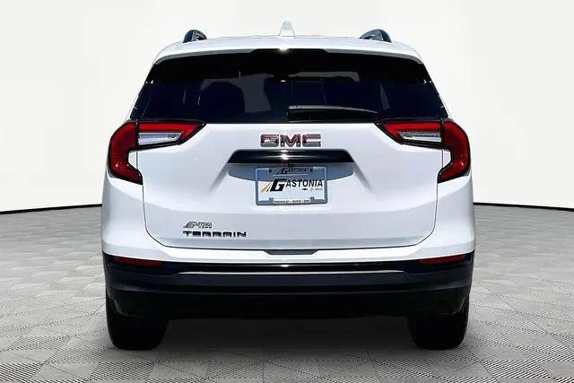 2024 GMC Terrain FWD SLE
