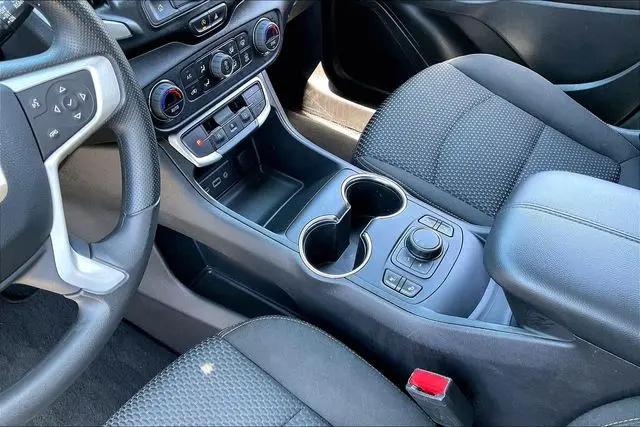 2024 GMC Terrain FWD SLE