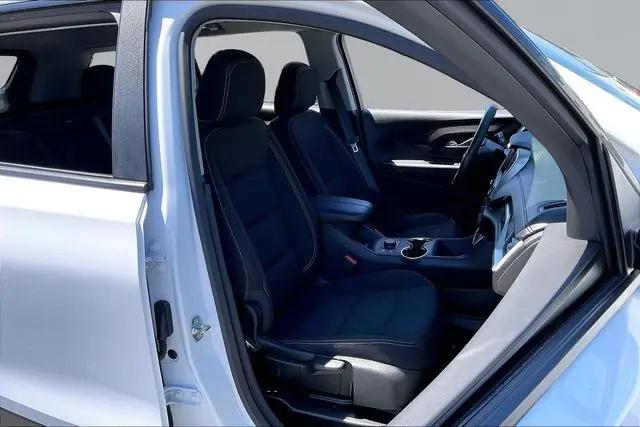 2024 GMC Terrain FWD SLE