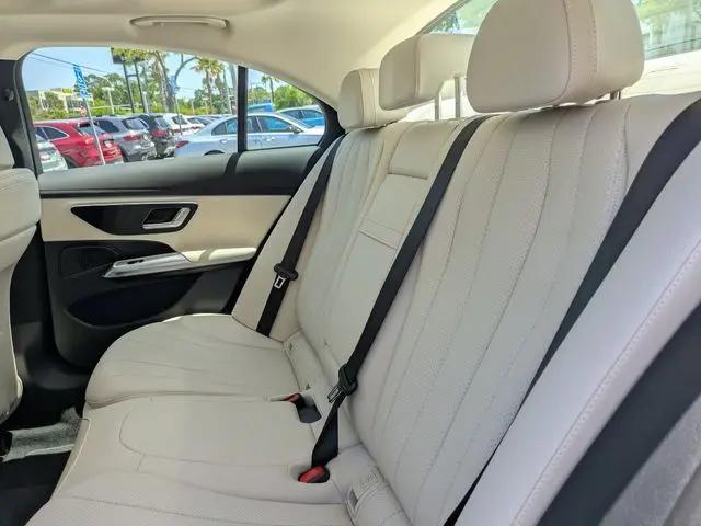 2026 Mercedes-Benz E 350 E 350