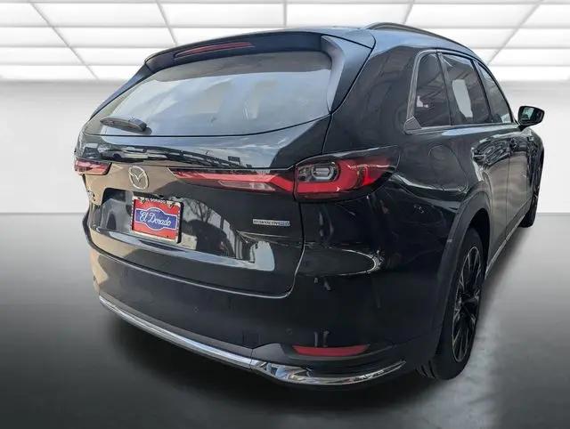 2026 Mazda X-90 Premium Plus