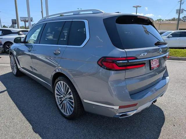 2027 BMW X7 xDrive40i