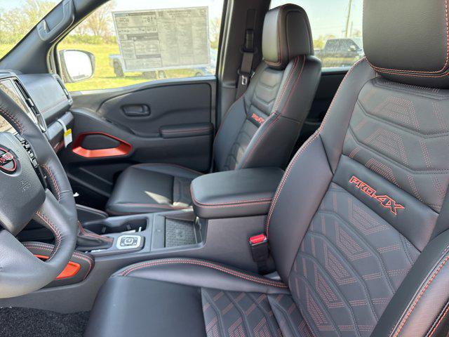 2026 Nissan Frontier Crew Cab Long Bed PRO-4X 4x4