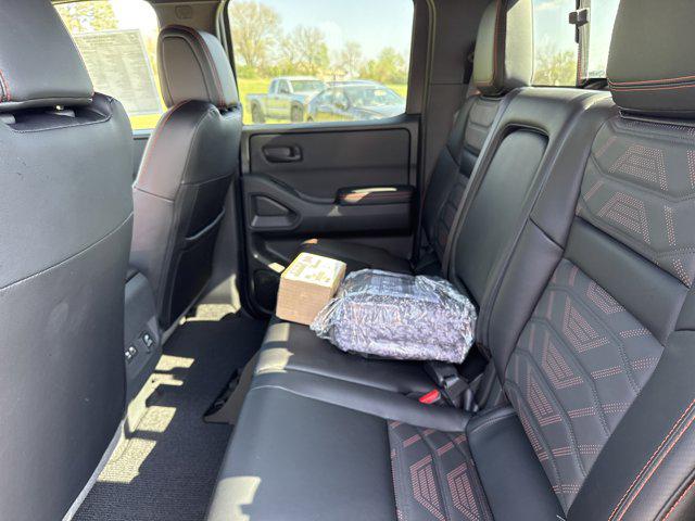 2026 Nissan Frontier Crew Cab Long Bed PRO-4X 4x4