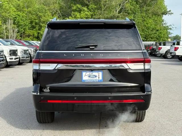 2024 Lincoln Navigator Premiere L