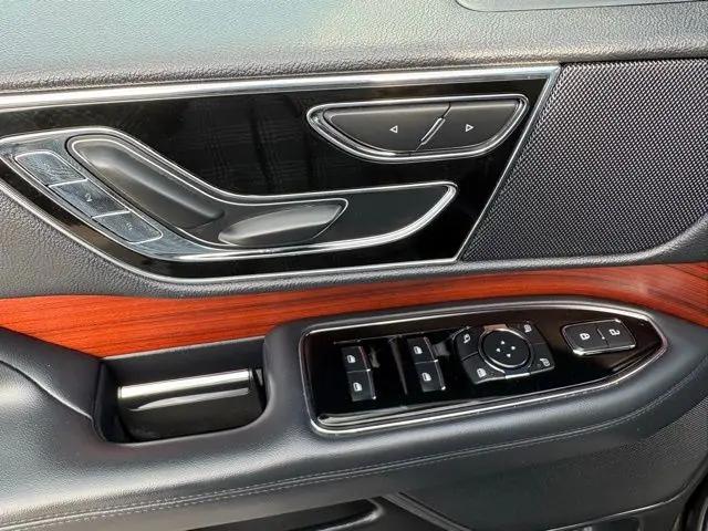 2024 Lincoln Navigator Premiere L