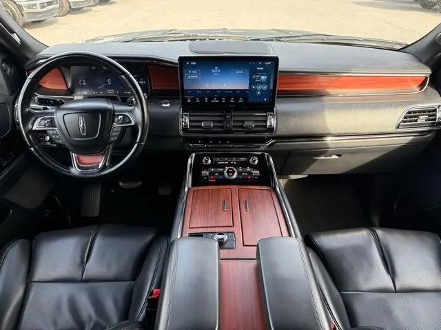 2024 Lincoln Navigator Premiere L