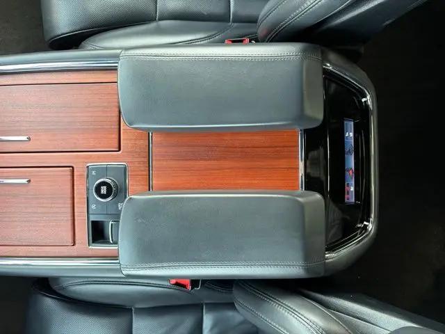 2024 Lincoln Navigator Premiere L