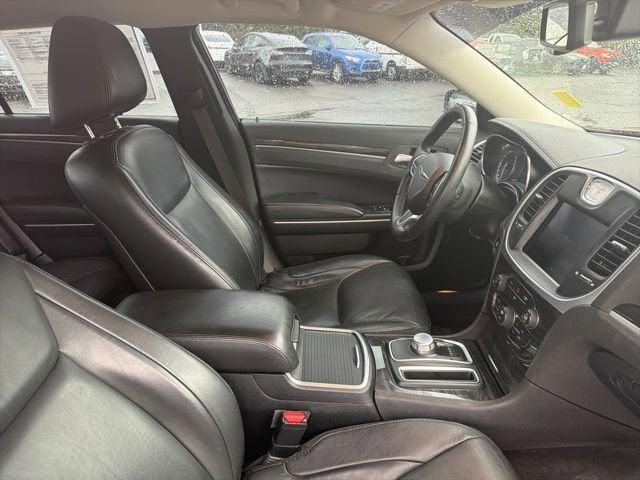 2018 Chrysler 300 Touring L
