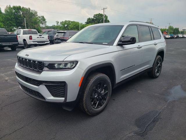 2026 Jeep Grand Cherokee L Altitude 4x4