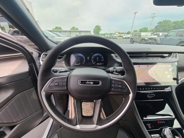 2026 Jeep Grand Cherokee L Altitude 4x4