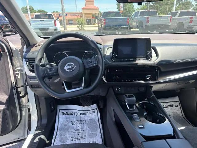 2023 Nissan Rogue SV FWD