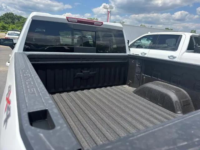 2026 Chevrolet Silverado 1500 4WD Crew Cab Standard Bed LT